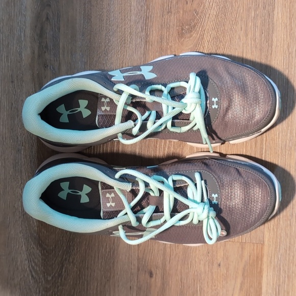 Under Armour Women's Micro G Assert Gray  Athletic Running Never Worn Size 10 - Picture 8 of 8